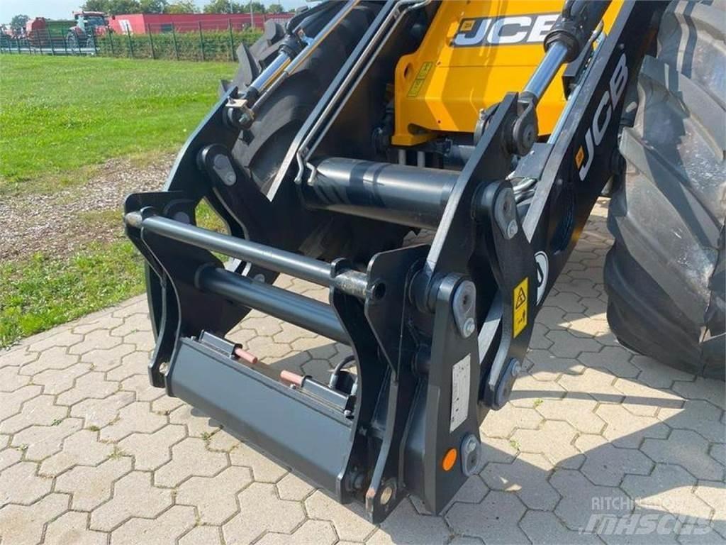 JCB 427 AGRI Naudoti ratiniai krautuvai
