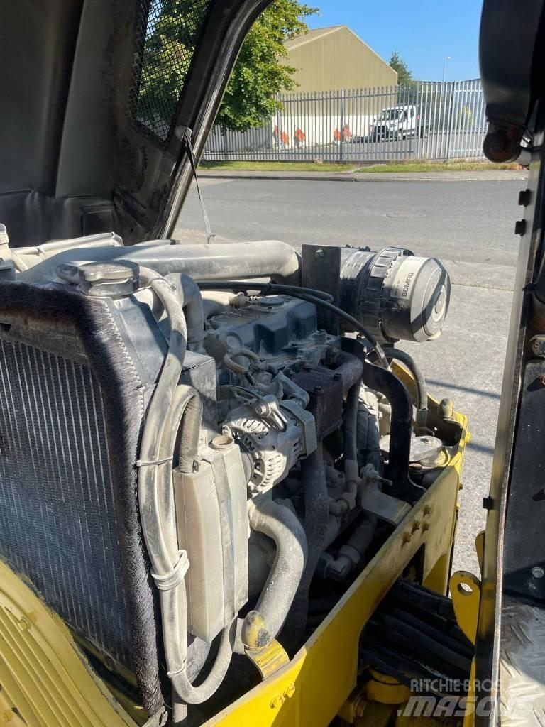 Bomag 120 Porinių būgnų volai