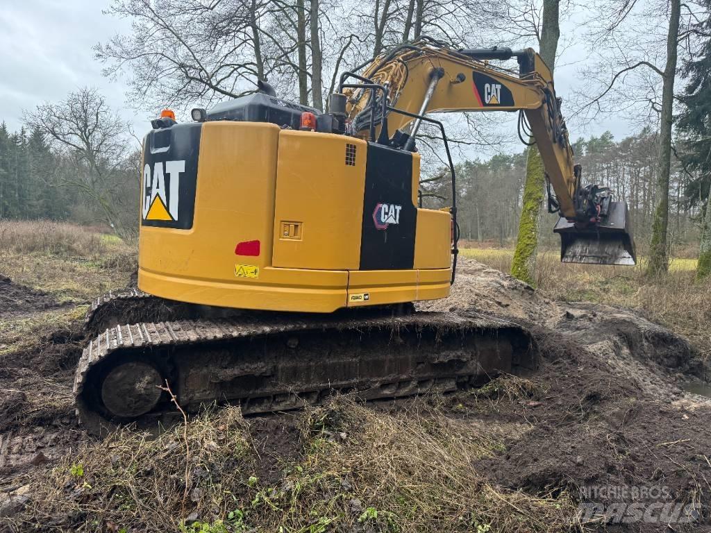 CAT 325 FLCR Vikšriniai ekskavatoriai