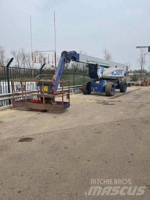 JLG 1250 AJP Alkūniniai keltuvai