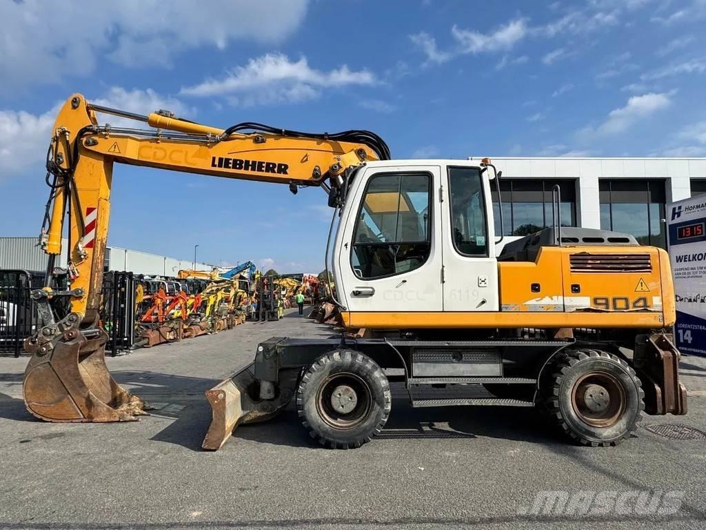 Liebherr A904C Ratiniai ekskavatoriai