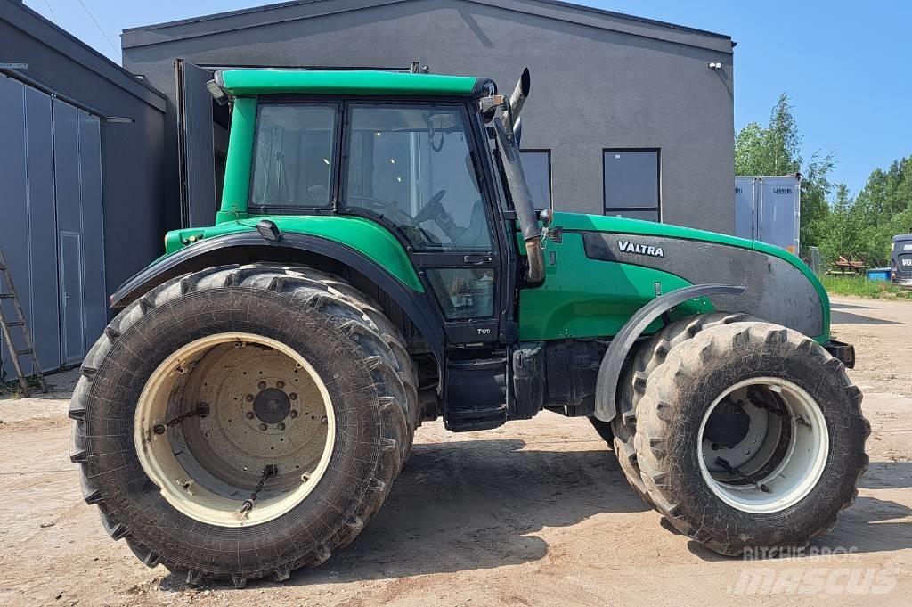 Valtra T 170 Traktoriai