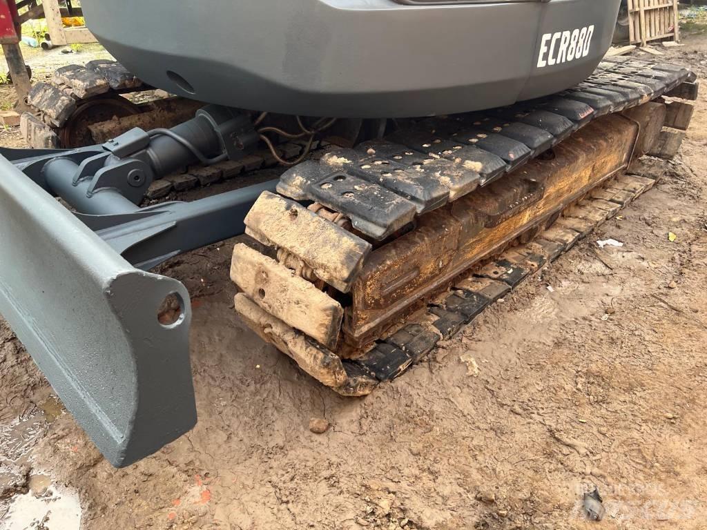 Volvo ECR 88 D Vidutinės galios ekskavatoriai 7-12 t
