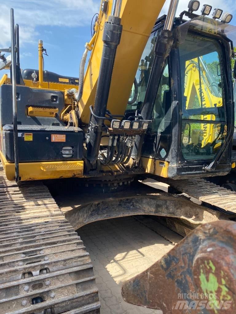 CAT 323 EL Vikšriniai ekskavatoriai