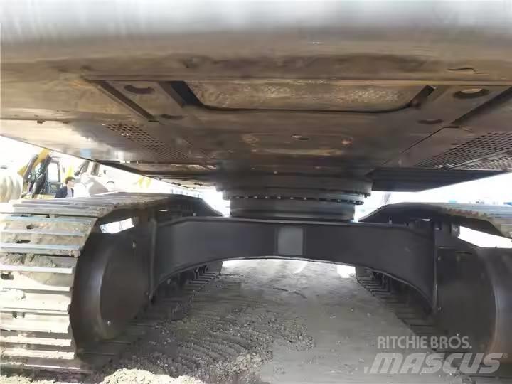 Sany SY335H Vikšriniai ekskavatoriai