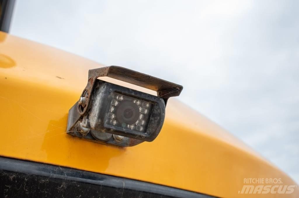 JCB 100 C-1 Vidutinės galios ekskavatoriai 7-12 t