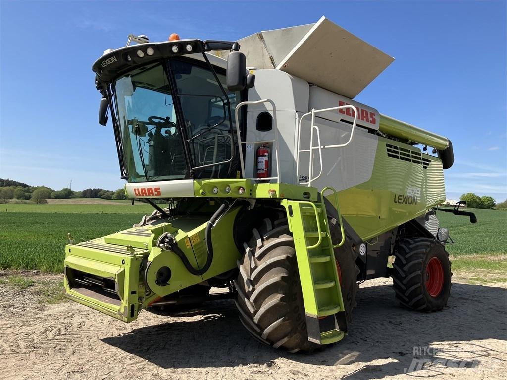 CLAAS Lexion 670 Derliaus nuėmimo kombainai