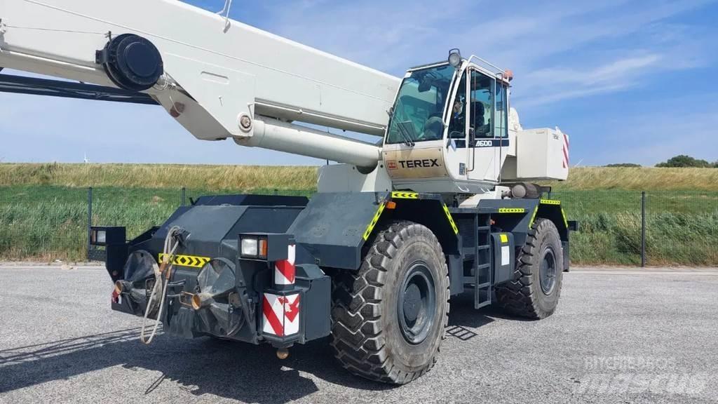 Terex A600 Neapdoroto reljefo kranai