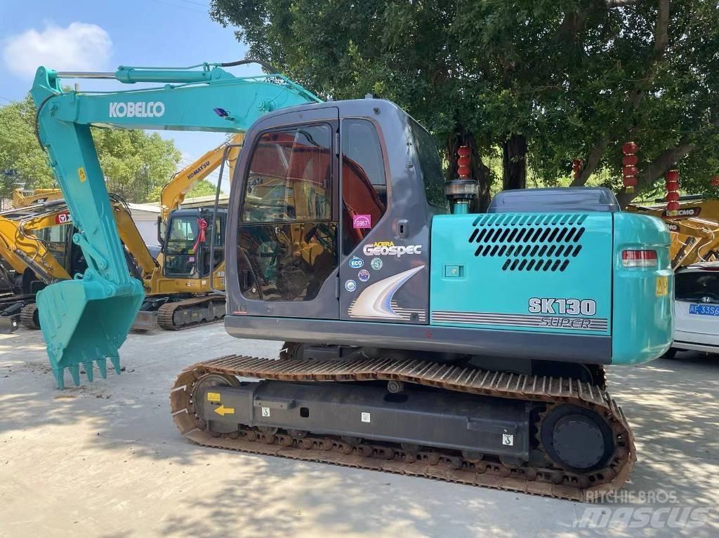 Kobelco SK130-8 Vidutinės galios ekskavatoriai 7-12 t