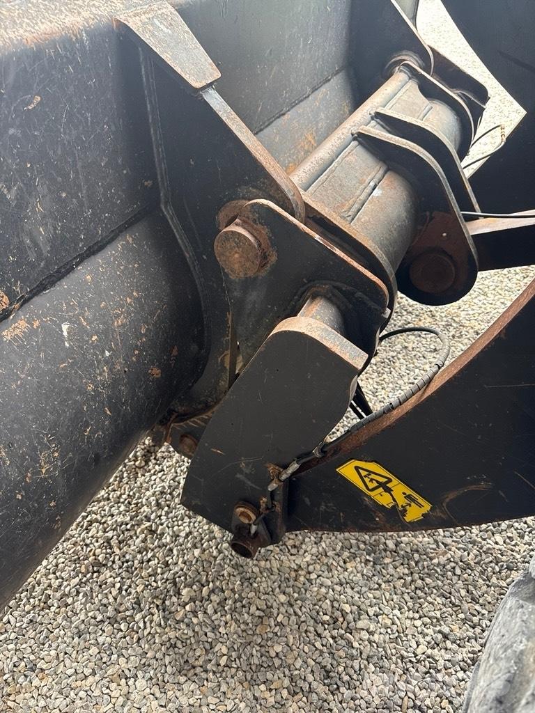 JCB 427 ZX Naudoti ratiniai krautuvai