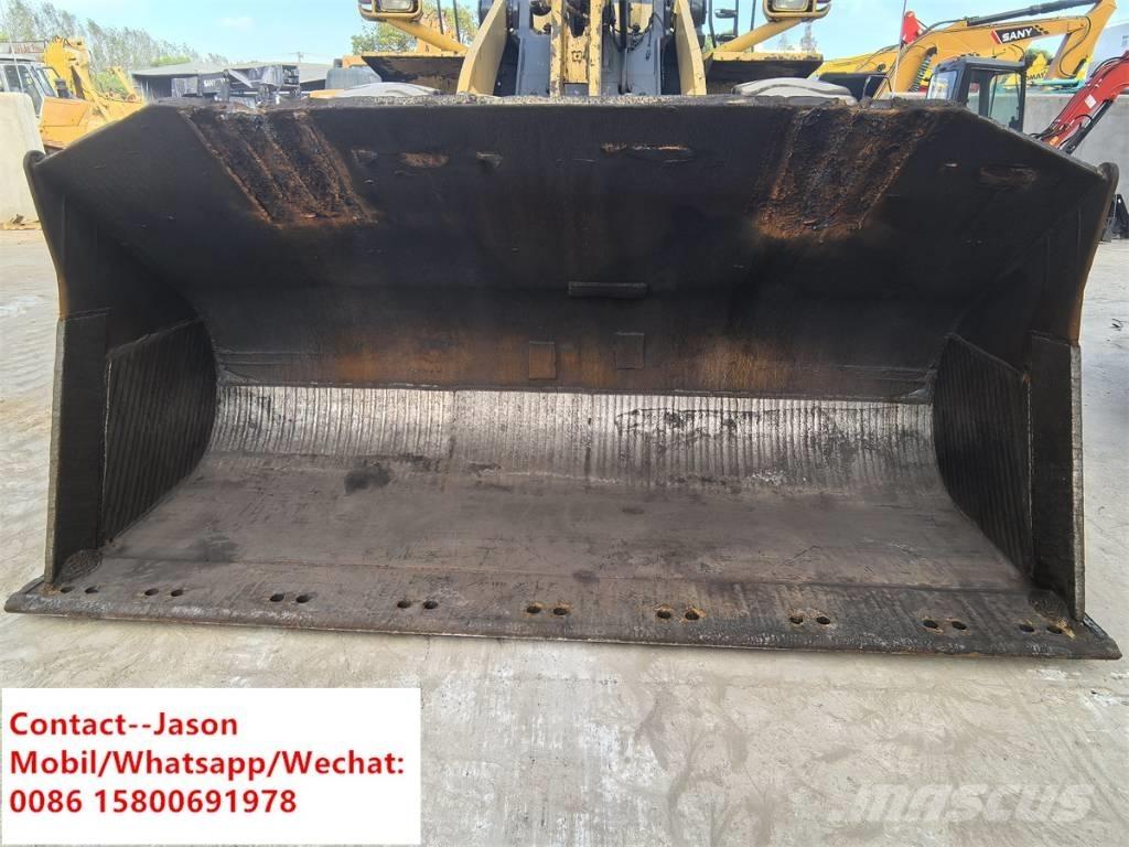 Komatsu WA 470-6H Naudoti ratiniai krautuvai