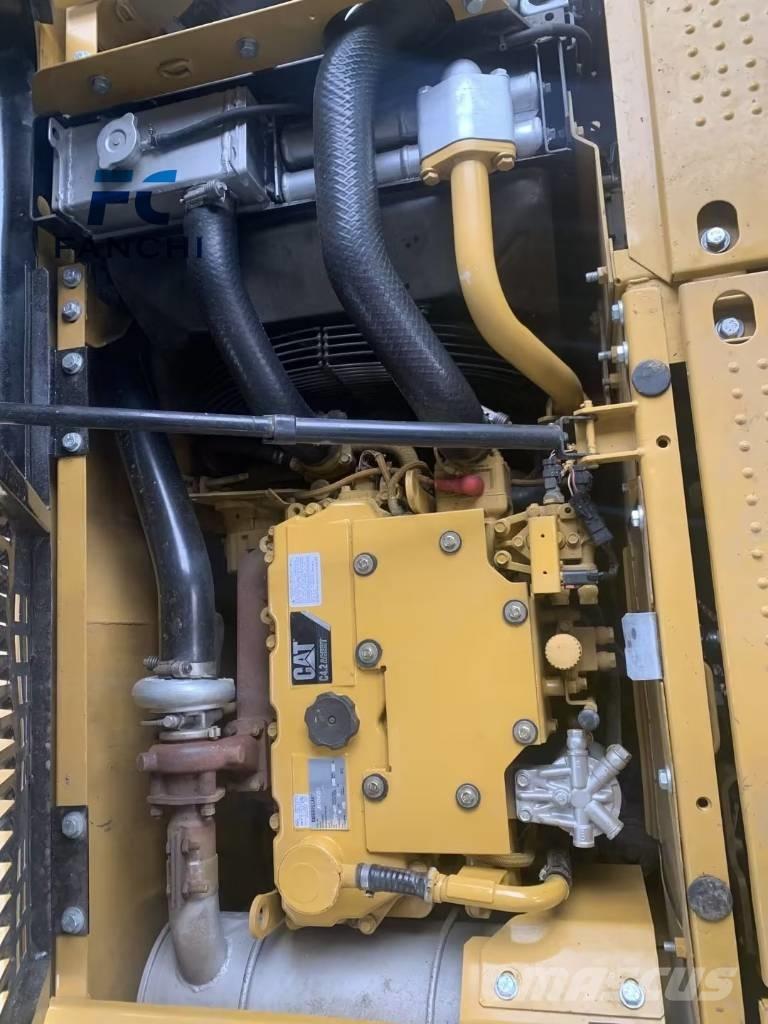 CAT 312 D Vikšriniai ekskavatoriai