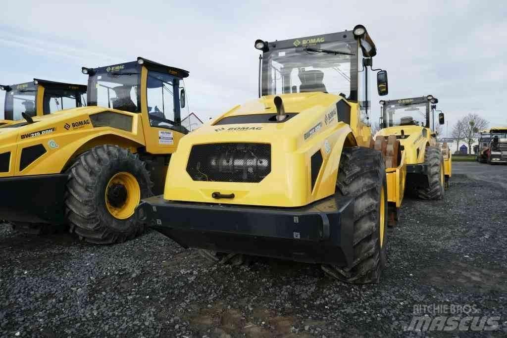 Bomag BW 213 PDH-5 Gruntiniai volai