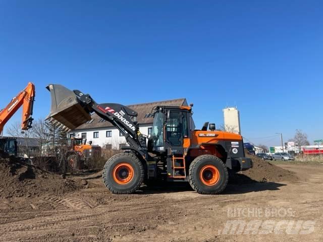 Doosan DL280 Naudoti ratiniai krautuvai