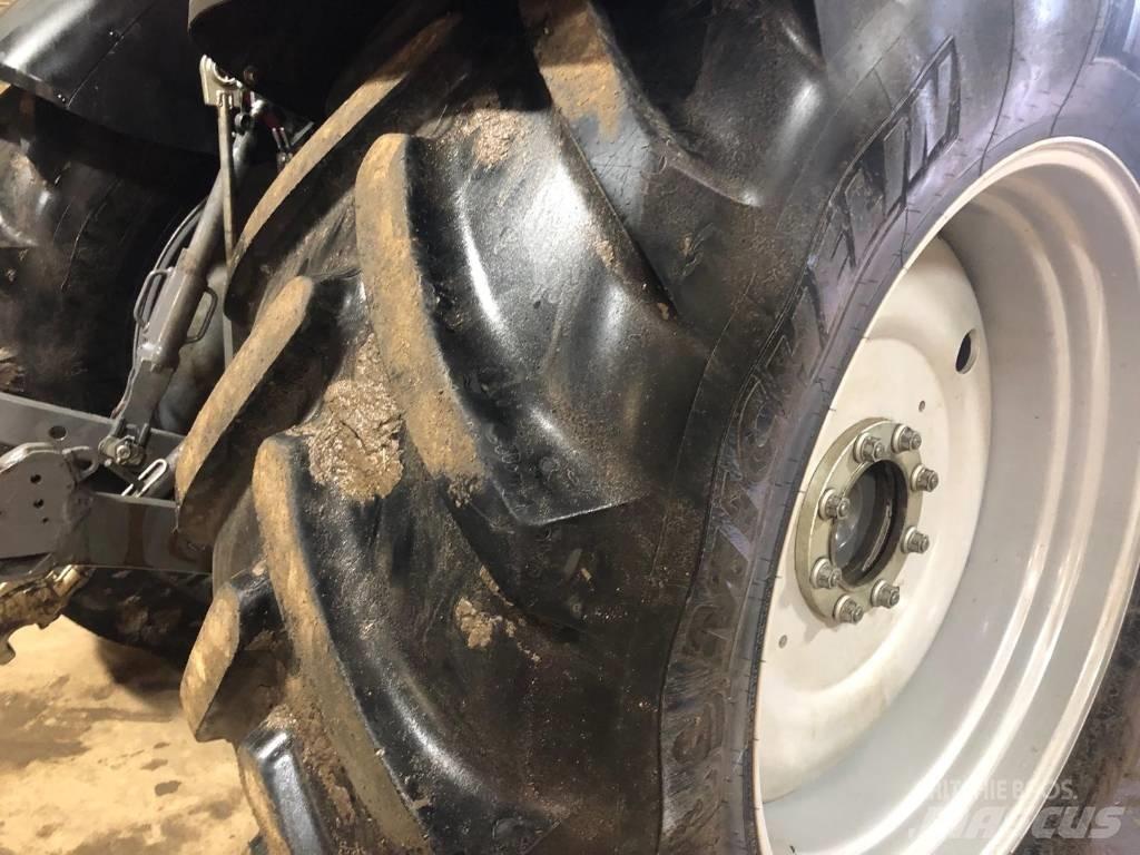 Massey Ferguson 7718 Traktoriai