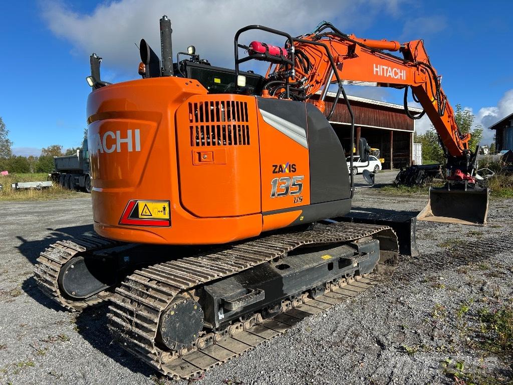 Hitachi ZX 135 US-7 Vikšriniai ekskavatoriai