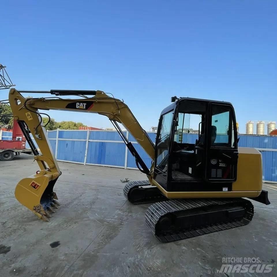 CAT 306E2 Vikšriniai ekskavatoriai