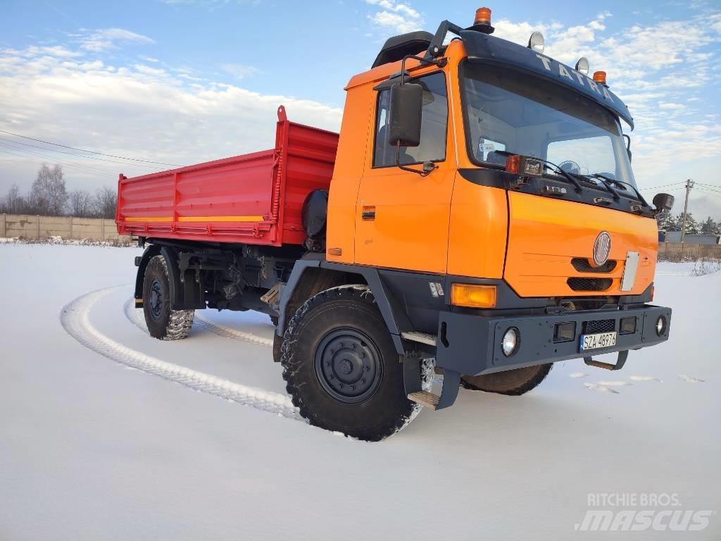 Tatra 815 Savivarčių priekabų vilkikai