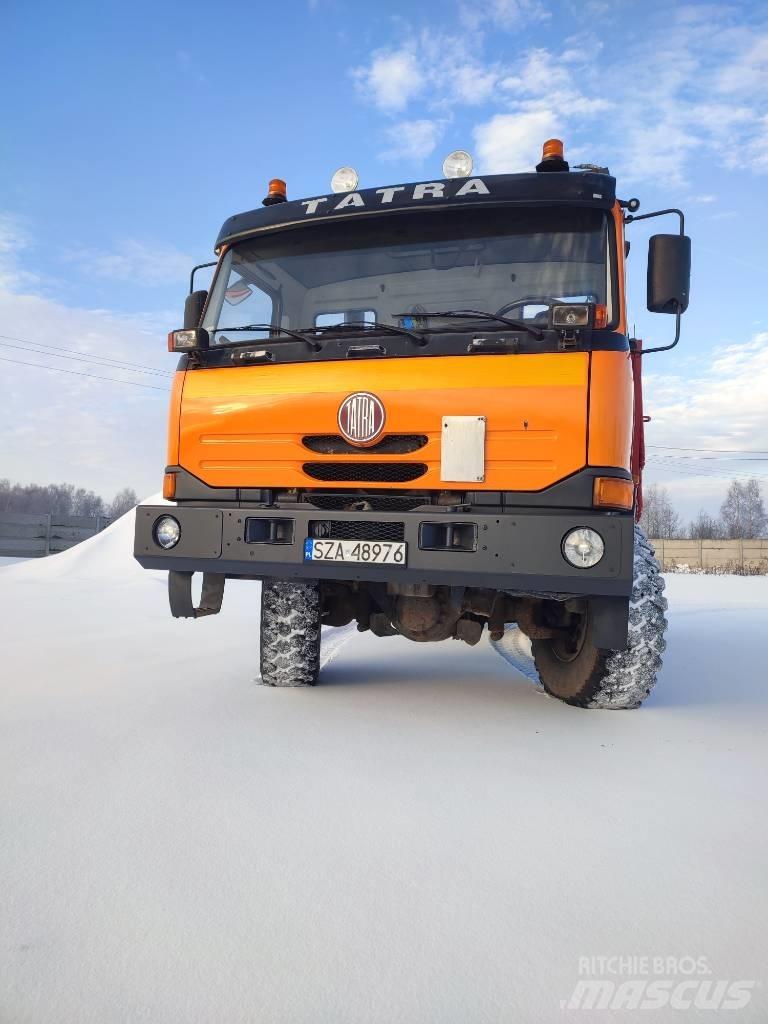 Tatra 815 Savivarčių priekabų vilkikai