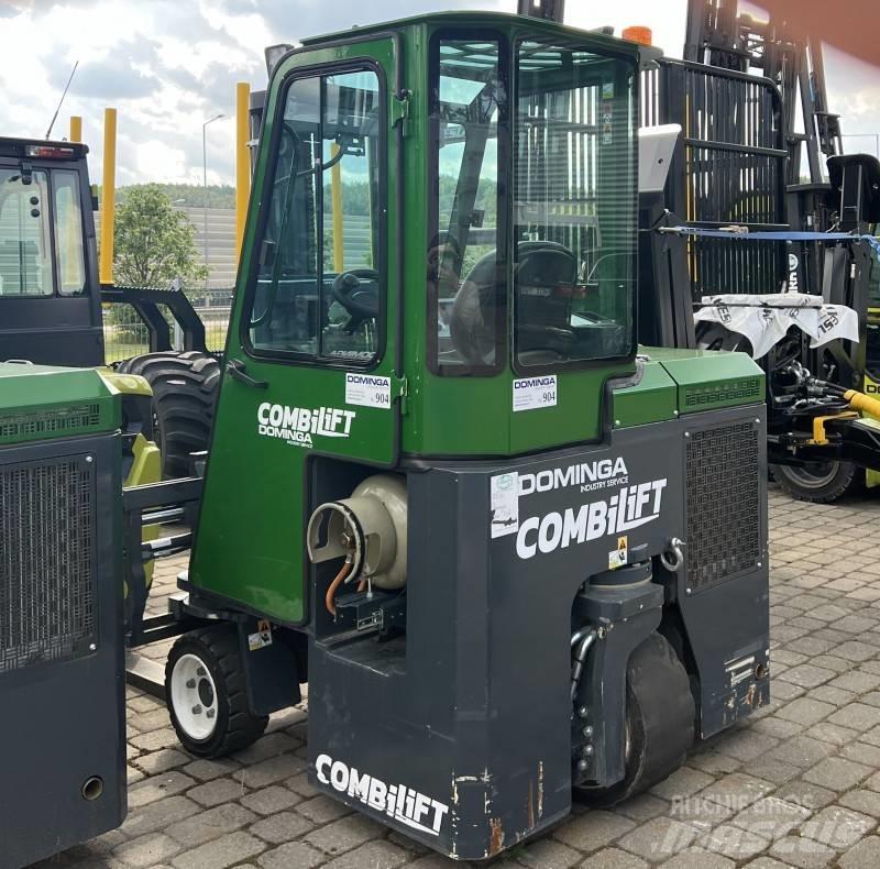 Combilift CB2500 Šakiniai krautuvai su privažiavimu iš visų keturių pusių