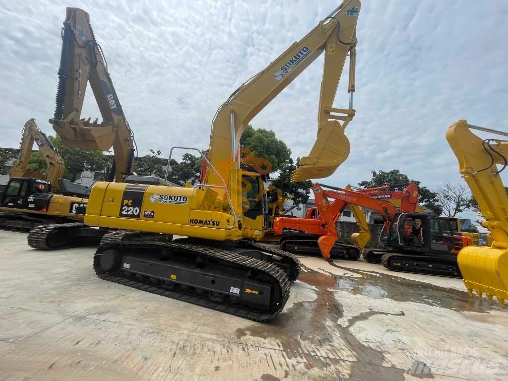 Komatsu PC 220 Vikšriniai ekskavatoriai