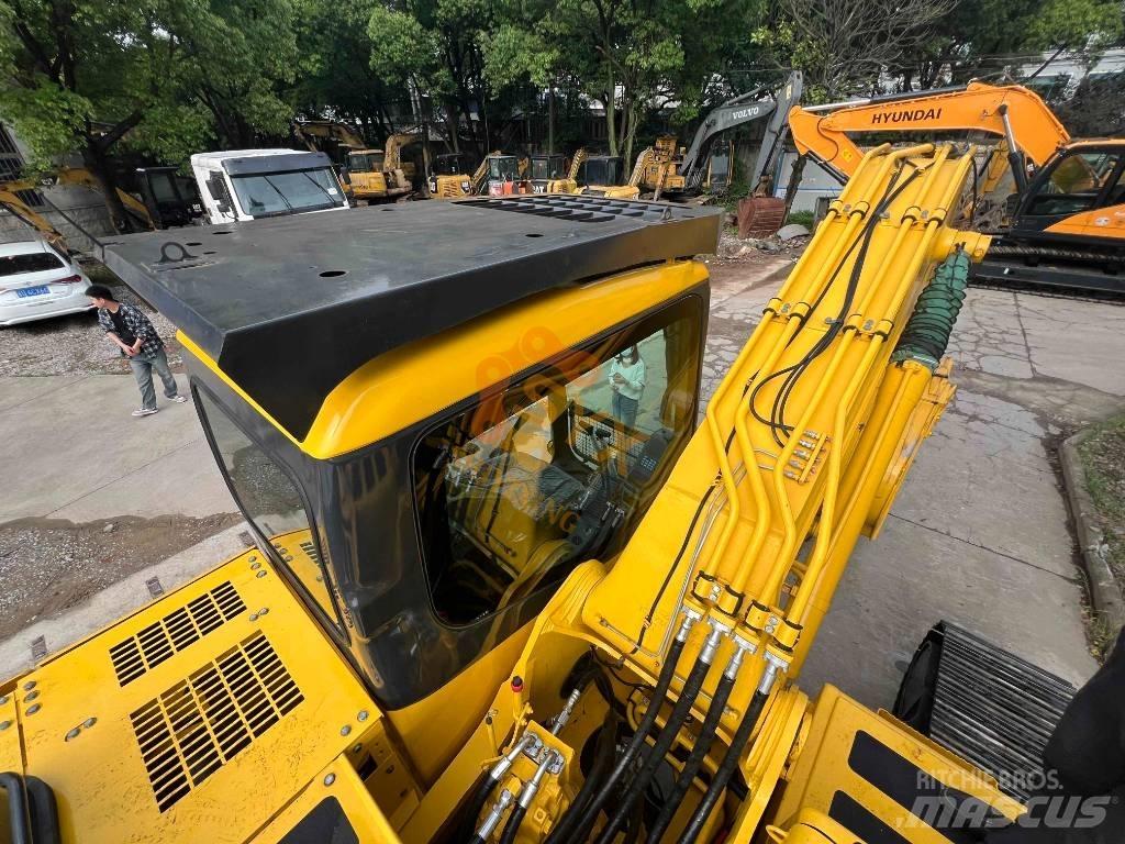 Komatsu PC 220 Vikšriniai ekskavatoriai