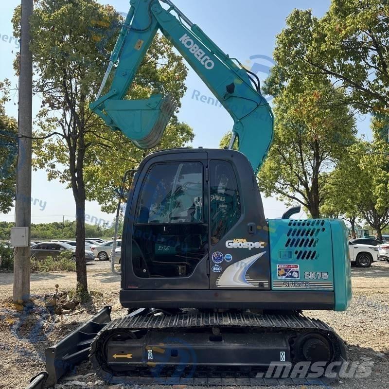 Kobelco SK75 Vikšriniai ekskavatoriai