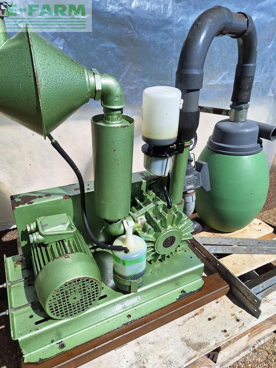 New Holland td5.85 Traktoriai