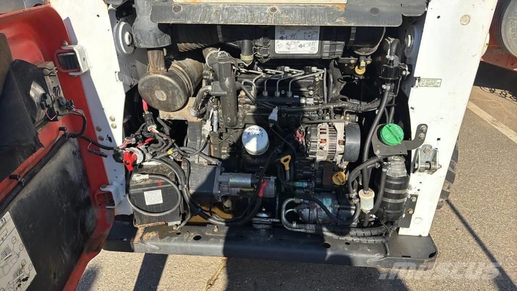 Bobcat S 650 Krautuvai su šoniniu pasukimu