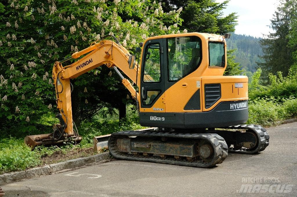 Hyundai R80CR-9 Vidutinės galios ekskavatoriai 7-12 t