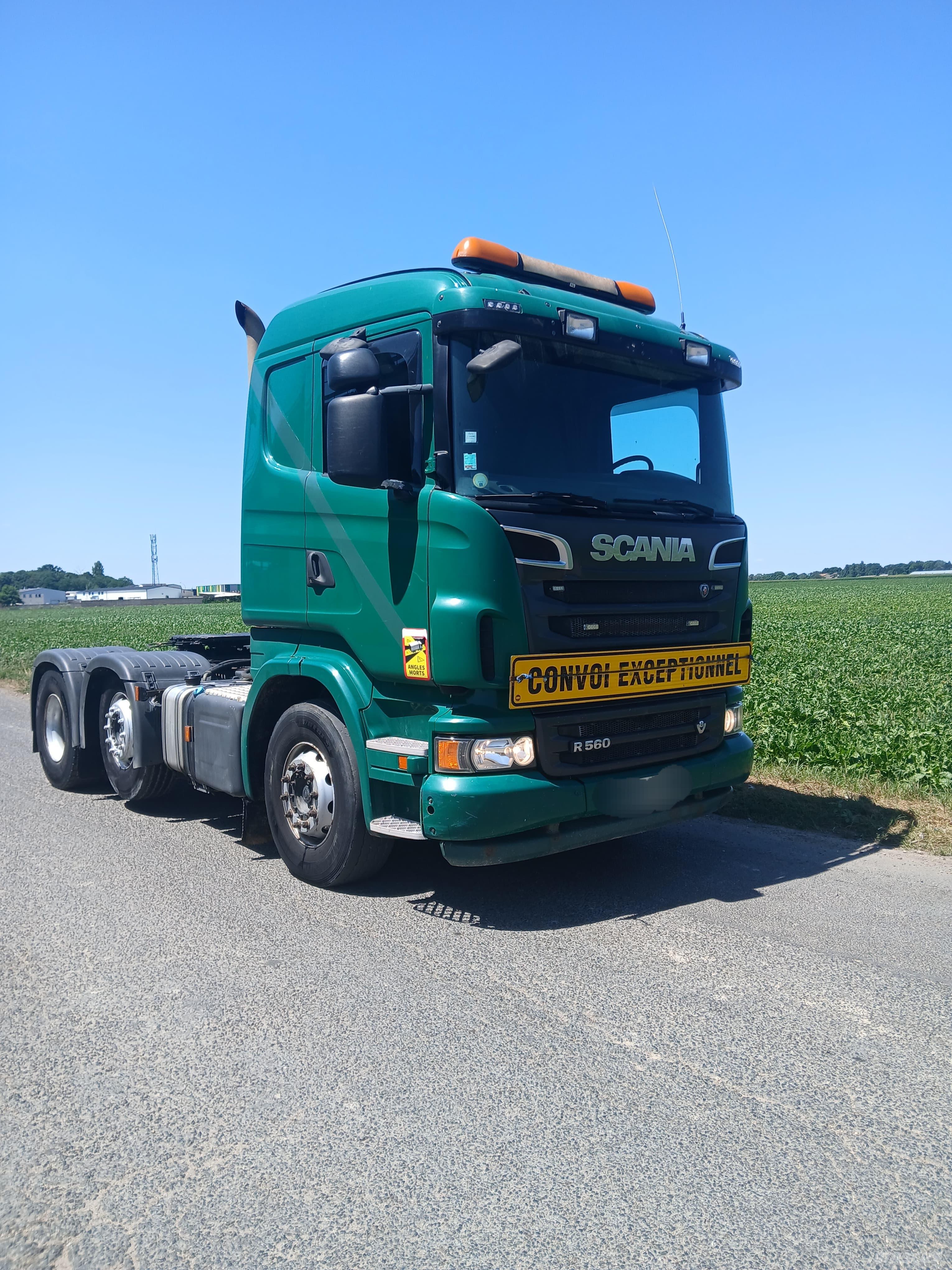 Scania R 560 Naudoti vilkikai