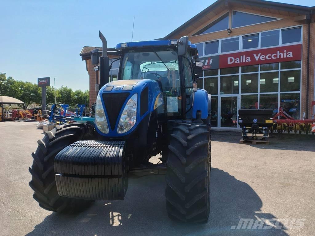 New Holland T 6080 Traktoriai