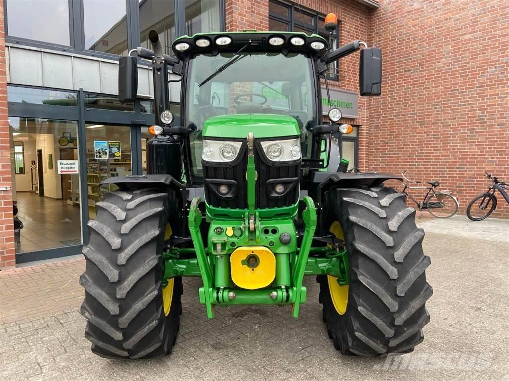 John Deere 6130R Traktoriai