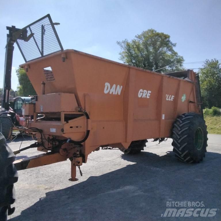 Dangreville EV 10 B1 Mėšlo barstytuvai