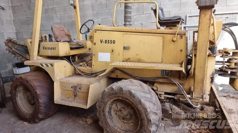 Vermeer V8550 Tranšėjų ekskavatoriai