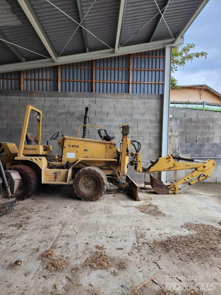 Vermeer V8550 Tranšėjų ekskavatoriai