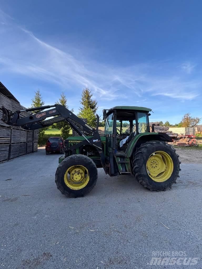 John Deere 6200 Traktoriai