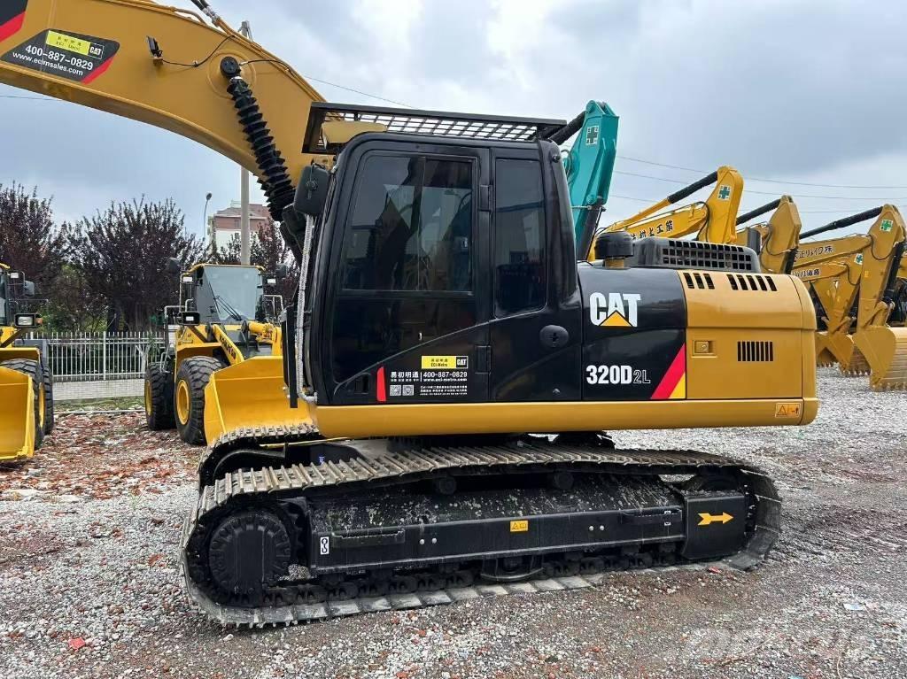 CAT 320D2L Vikšriniai ekskavatoriai