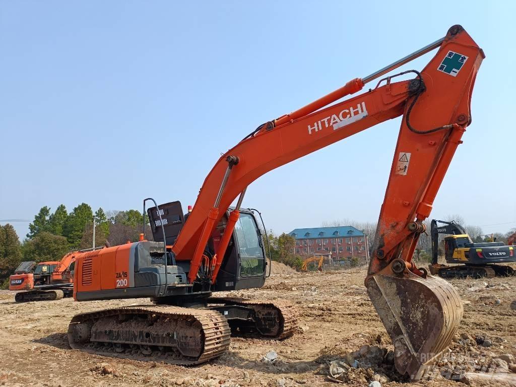 Hitachi ZX 200 Vidutinės galios ekskavatoriai 7-12 t