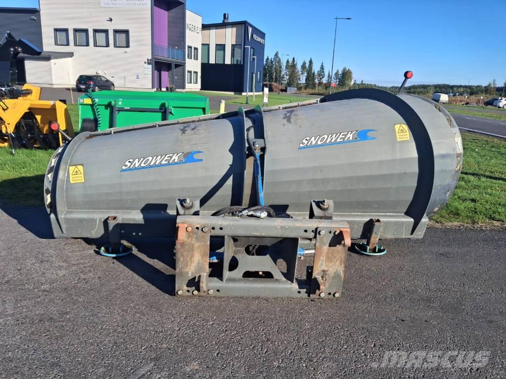 Snowek Alueaura 3200 Sniego peiliai ir valytuvai