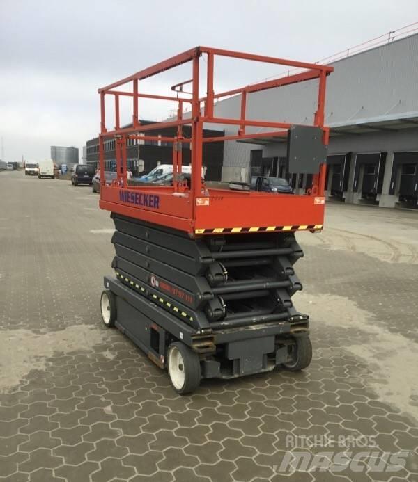 SkyJack SJ III4740 Žirkliniai keltuvai