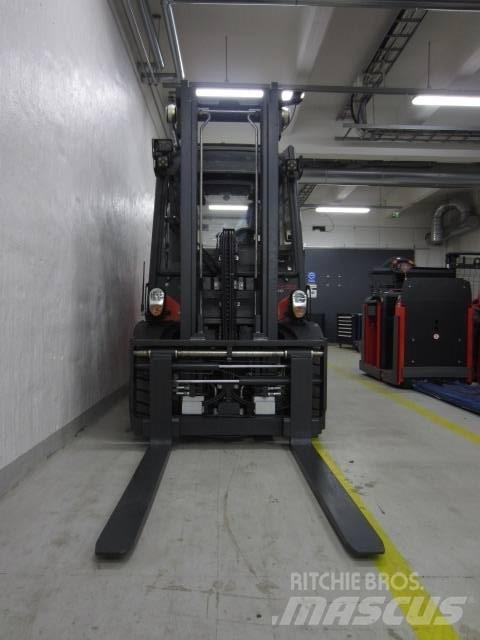 Linde H 30 D-03 Dyzeliniai krautuvai