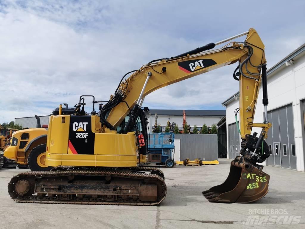 CAT 325FL CR Vikšriniai ekskavatoriai