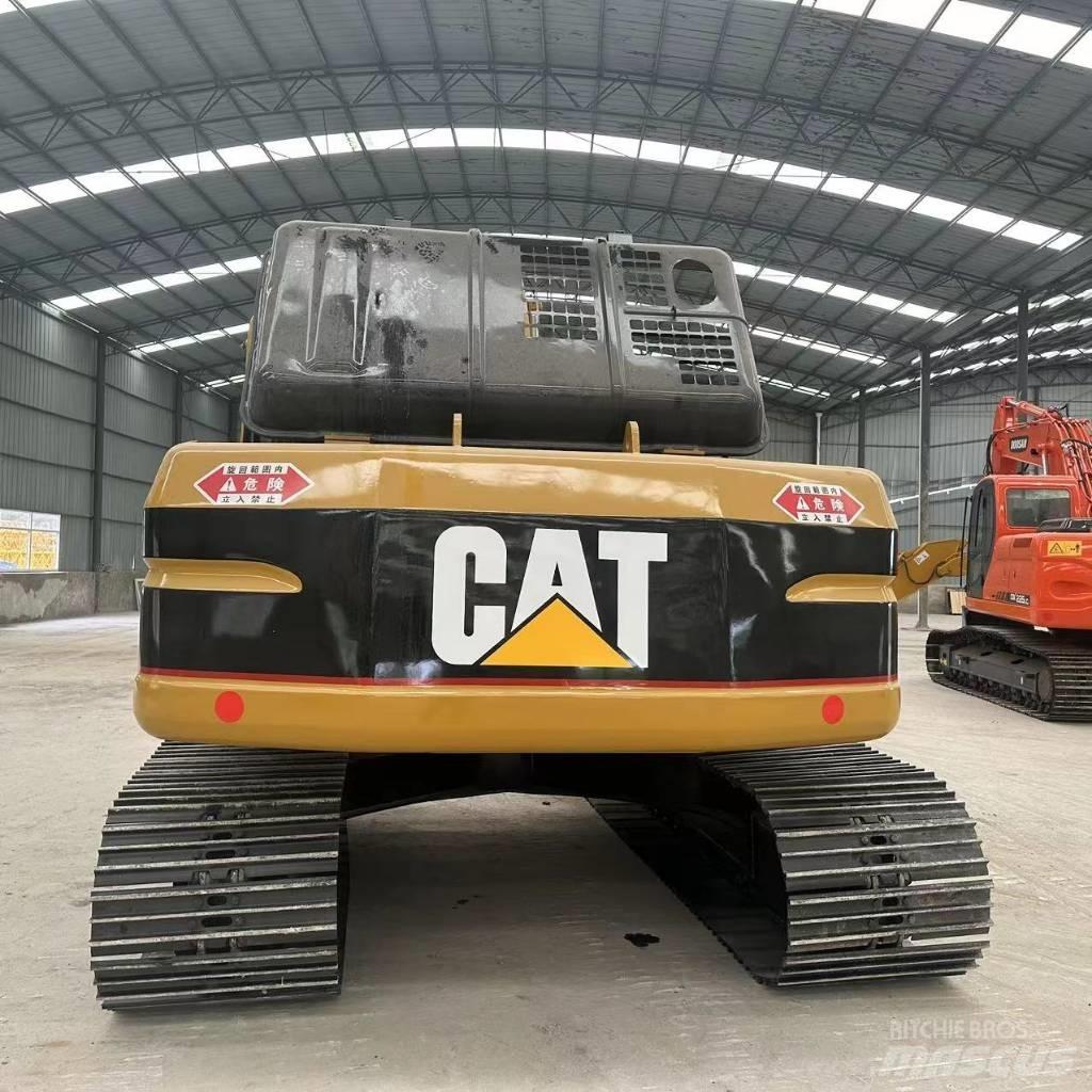 CAT 320B Vikšriniai ekskavatoriai
