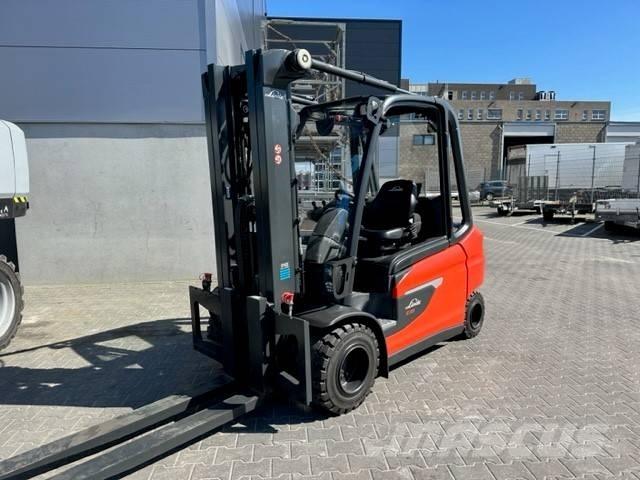 Linde E35L Elektriniai šakiniai krautuvai