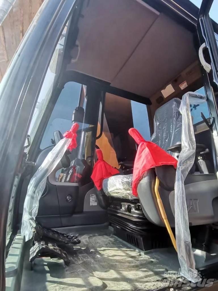 CAT 340 D L Vikšriniai ekskavatoriai
