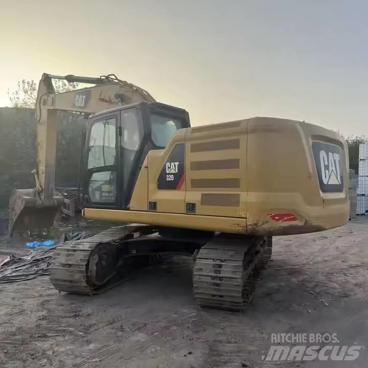 CAT CAT323GX Vikšriniai ekskavatoriai