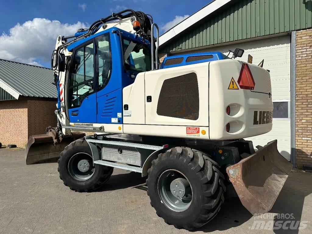 Liebherr A914 Ratiniai ekskavatoriai