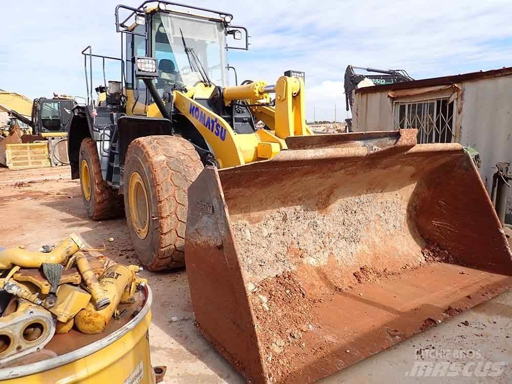 Komatsu WA380-8 Naudoti ratiniai krautuvai