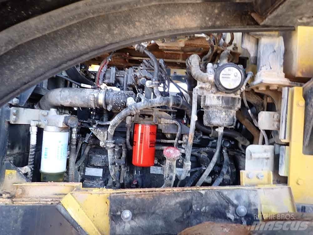 Komatsu WA380-8 Naudoti ratiniai krautuvai